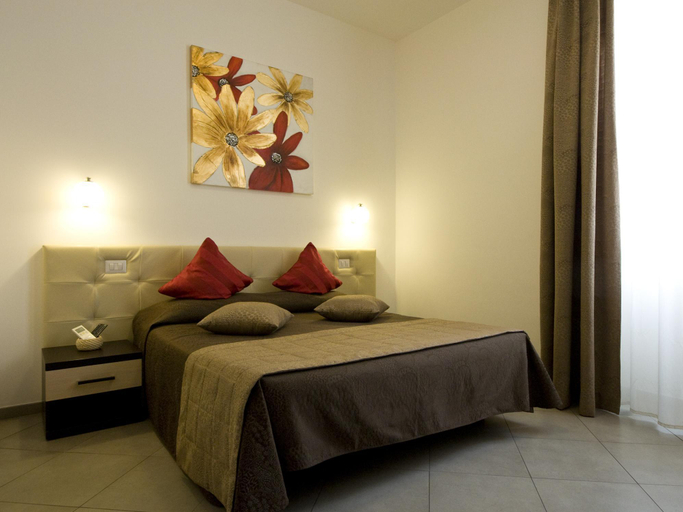 Bedroom 2, Ara Pacis Inn, Rome
