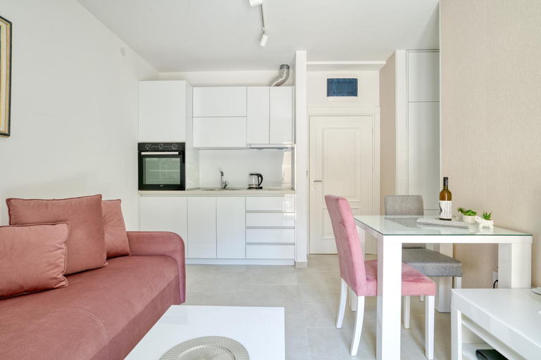 Others 4, The Golden Luxury Apartments