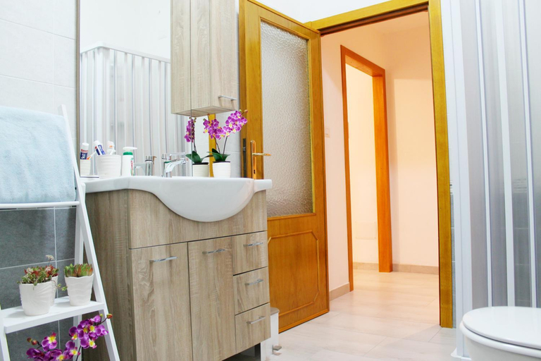 Bathroom 3, B&B Le Orchidee, Sassari