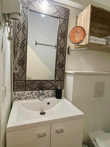 Bathroom 8