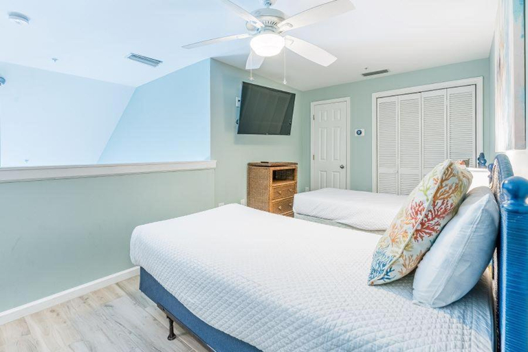 Bedroom 3, Grande Caribbean 418, Baldwin