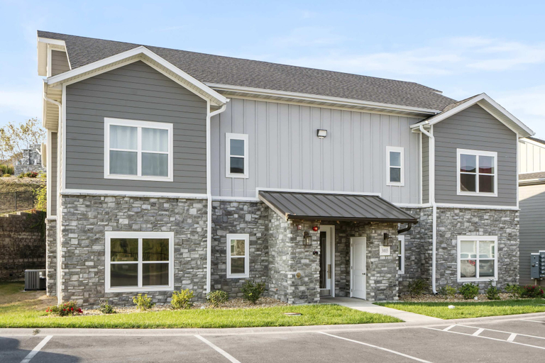 Exterior & Views 2, Branson's Like Home Hideaway, Taney