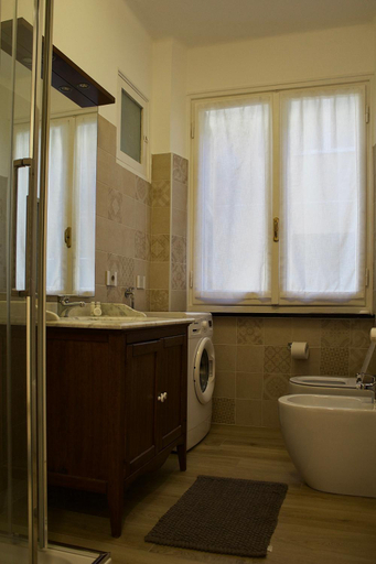 Bedroom 3, Michy's house, Genova