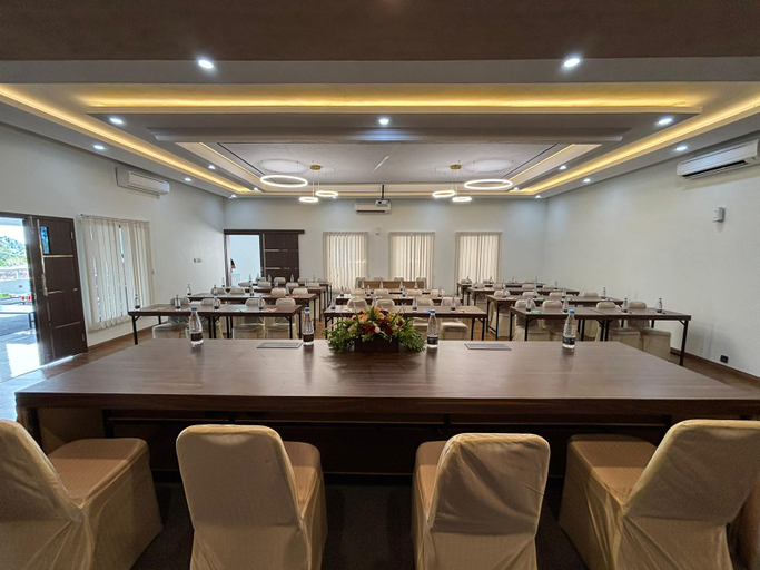 Business Facilities 4, Hotel Kondang Syariah, Lima Puluh Kota