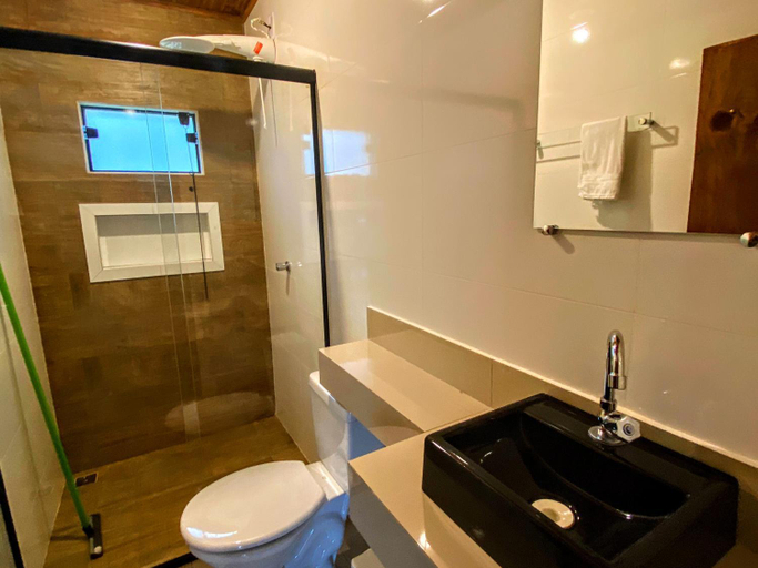 Bathroom, pousada do caneca, Senador Amaral
