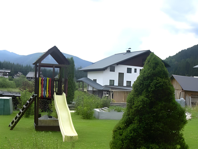 Others 5, Gastehaus Sams, Gmunden