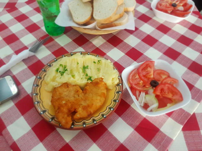 Food & Drinks 5, Pensiunea Mioritza, Horezu