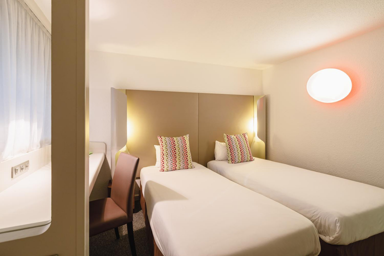 Bedroom 14