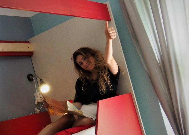 Others 4, Hostel Elf, Praha 1