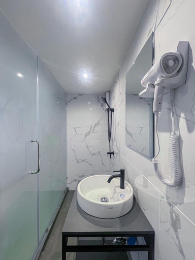 Bathroom 6