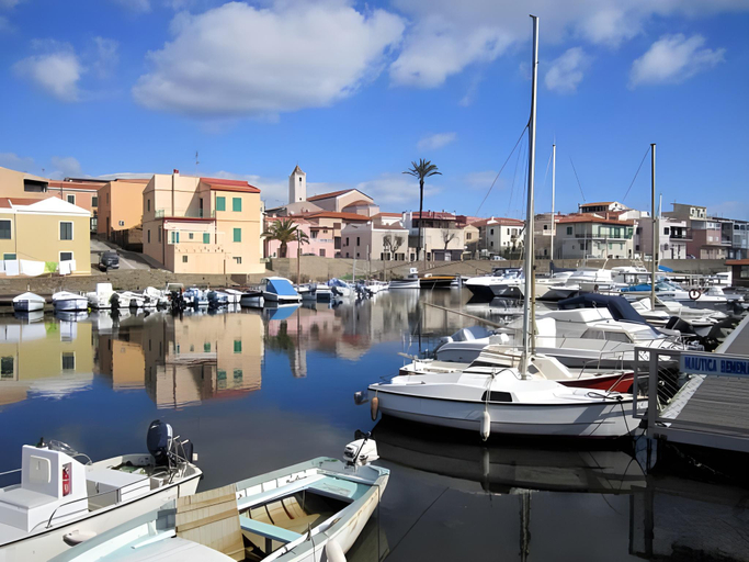 Others 4, Al Martin Pescatore, Sassari