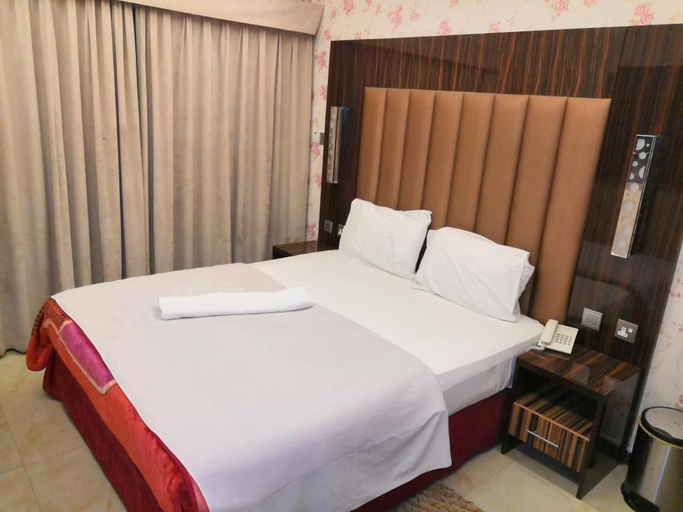 Others 3, Burj Nahar Hotel, Dubai