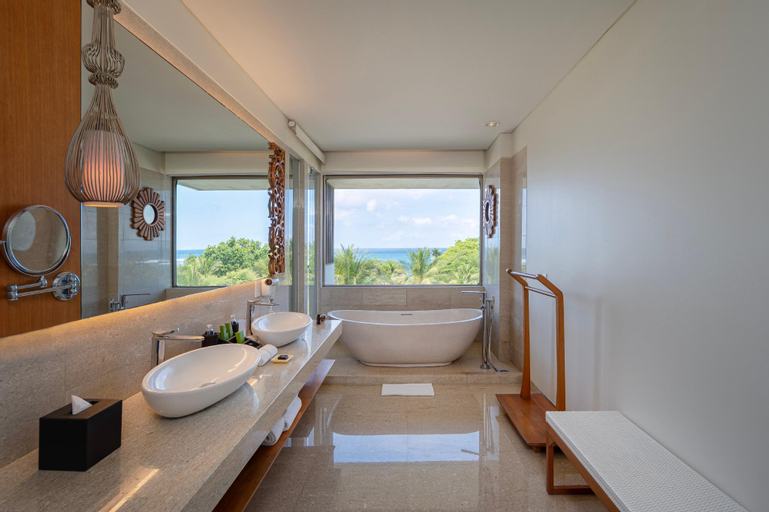 Bathroom 15