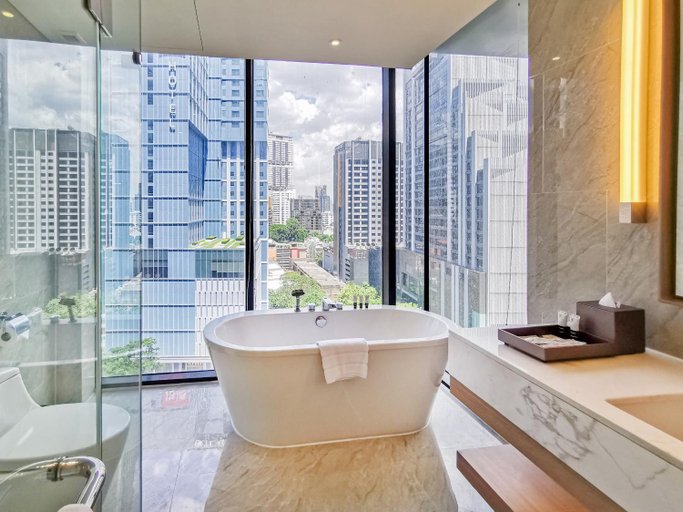 Bathroom 9