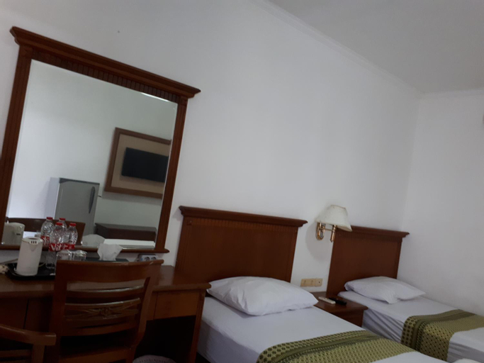 Bedroom 3, Semeru Park Hotel, Pasuruan