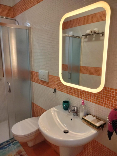 Bathroom 3, CHIALE Holiday Apartments, Bari