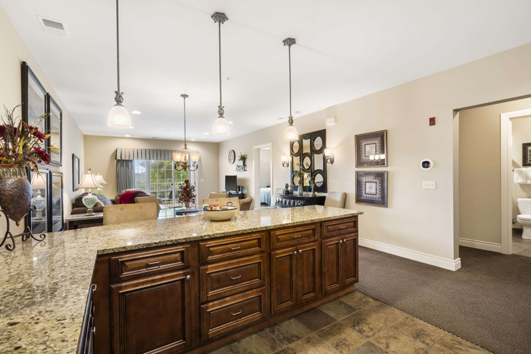 Food & Drinks, Branson Hills Getaway Sleeps 6, Taney