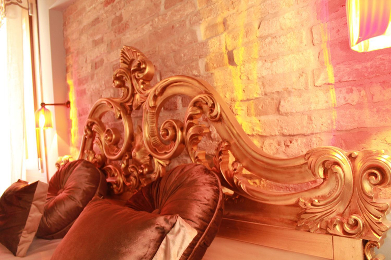 Others 3, Rosso Charm B&B, Venezia