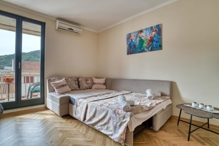 Bedroom 3, Comfort apartments near the beach