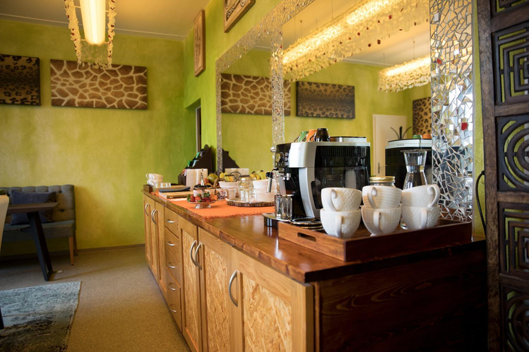 Food & Drinks 4, No1 Art B&B, Horgen
