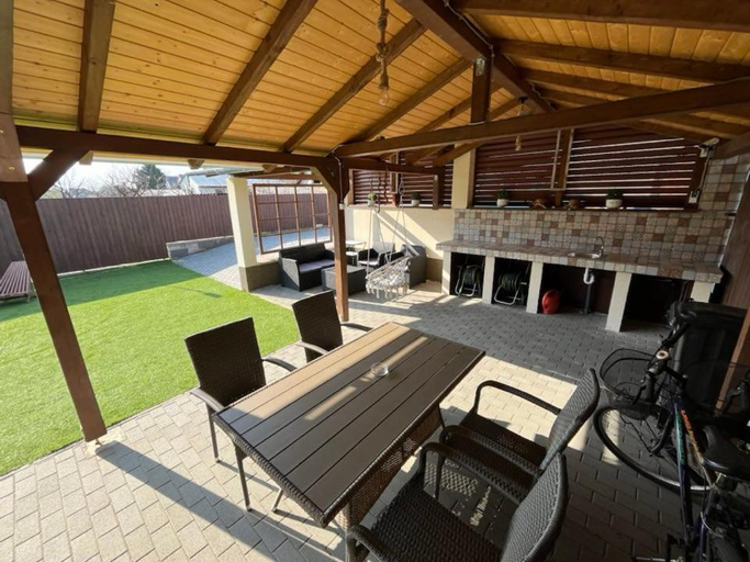 Others 2, VAR-LAK Apartman, Kisvárda