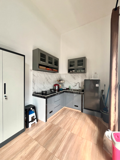 Dining Room 6