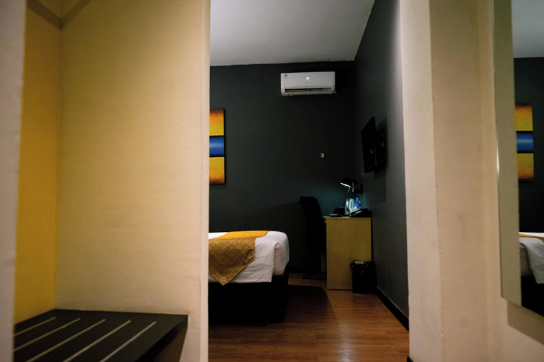 Bedroom 15