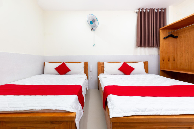 Bedroom 13