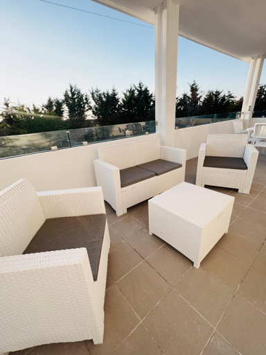 Others 2, Villa Bella Luna with Pool - Puglia Mia Apartments, Bari