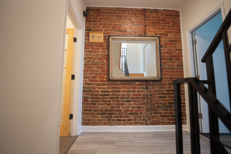 Others 5, Diamond Suites Philadelphia Center, Philadelphia