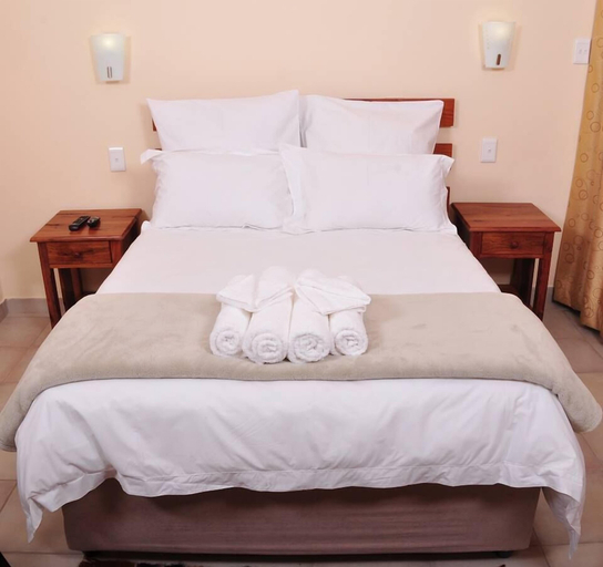 Bedroom 2, Bhedu Berry Lodge, Bulawayo
