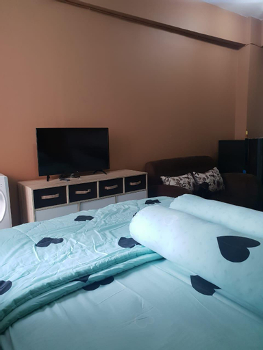Bedroom 4, Romantic Studio Apartemen Green Pramuka City, Central Jakarta