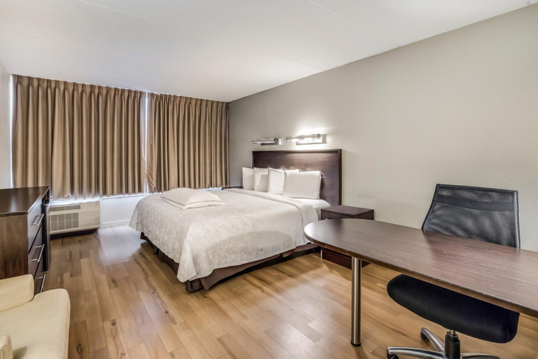 Bedroom 6