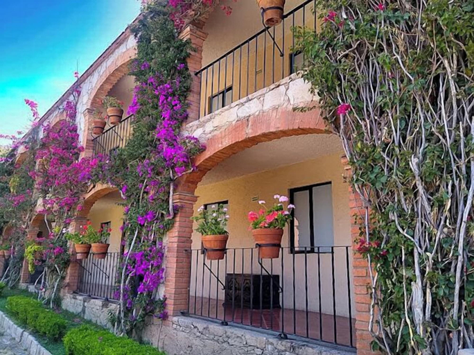 Exterior & Views 2, Hotel Chocolate Carruaje, Guanajuato