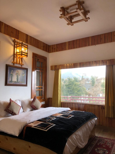 Bedroom 3, Hotel Basa Palace By GRB, Shimla