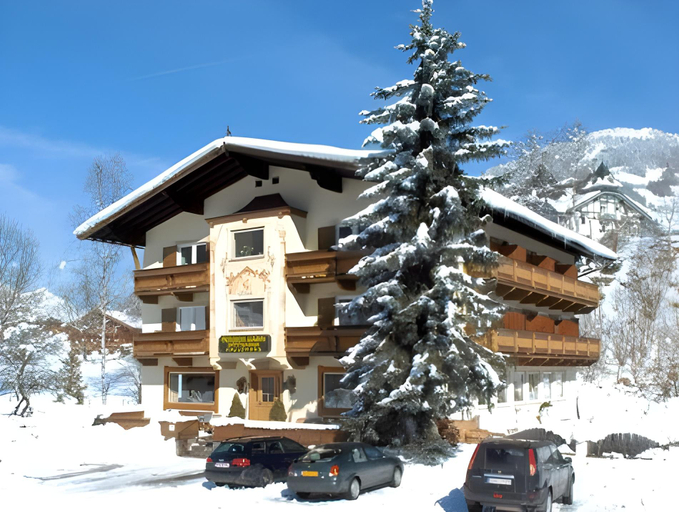 Exterior & Views 1, Hotel Garni Entstrasser, Kitzbühel