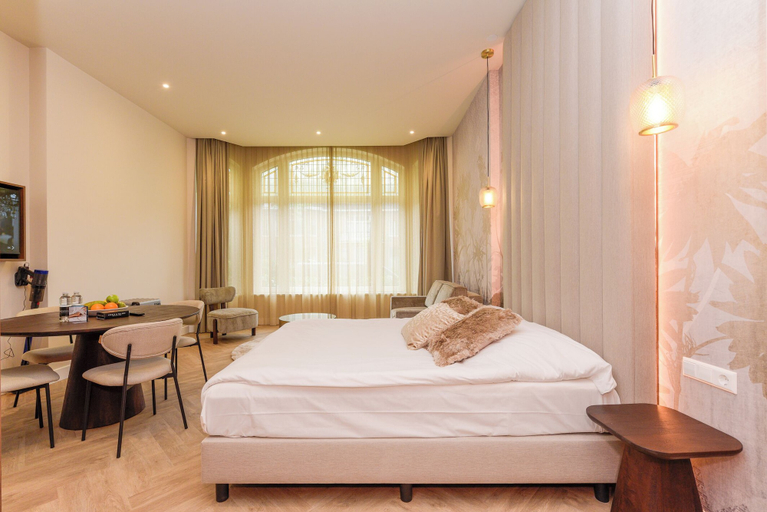Bedroom 4, Novallure Villa Margaretha, Rijswijk