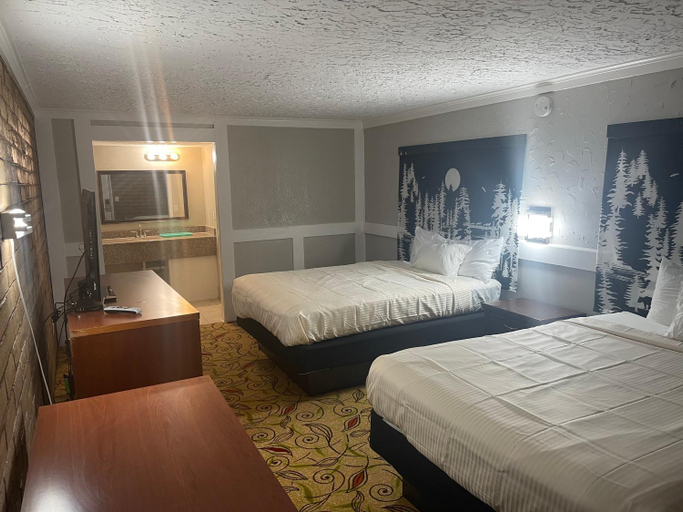 Bedroom 8