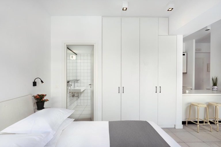 Others 5, Euryclea Residences, Attica