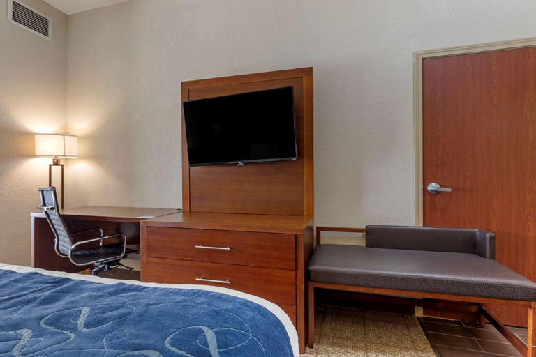 Bedroom 6