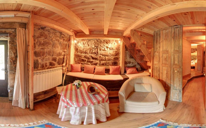 Others 5, Cabanas con Encanto, Cantabria