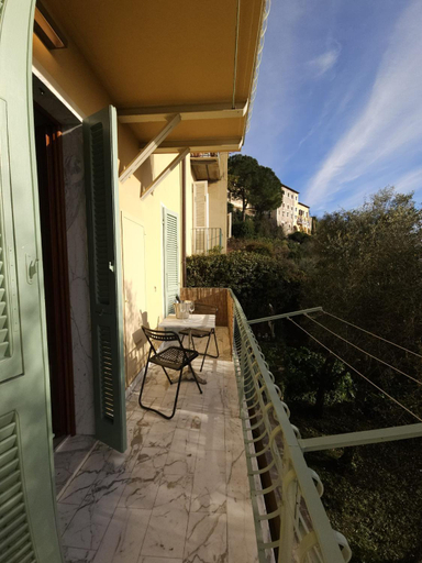 Others 2, La Piastronata, Massa Carrara