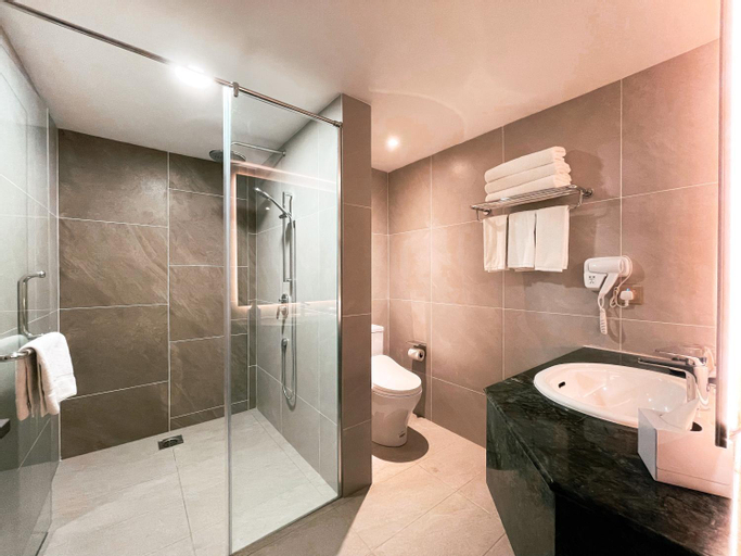 Bathroom 5