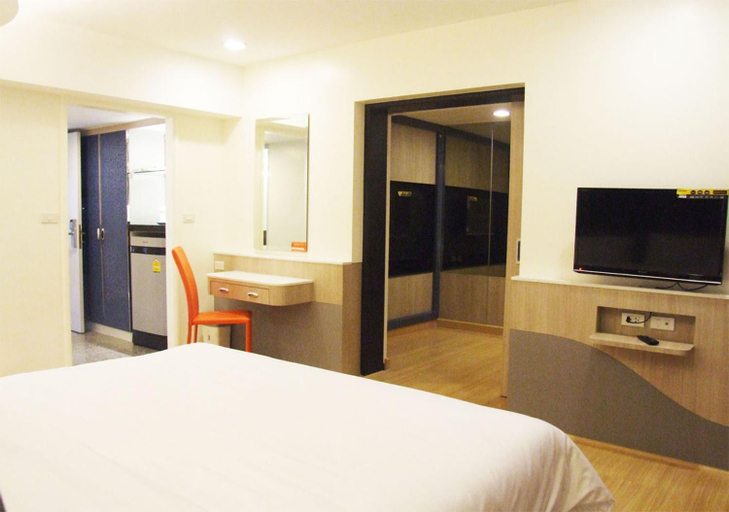 Bedroom 24