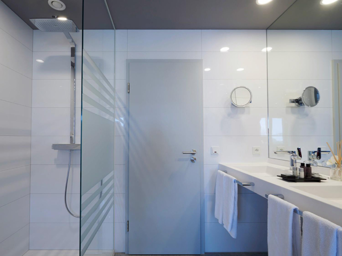 Bathroom 6