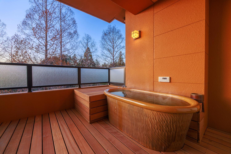 Bathroom 4, Saiounomiya, Ise