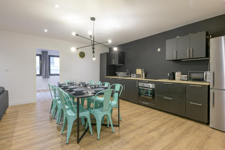 Dining Room 10