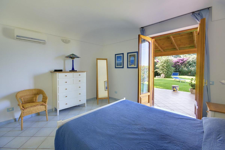 Bedroom 2, Casa Margherita Ischia, Napoli