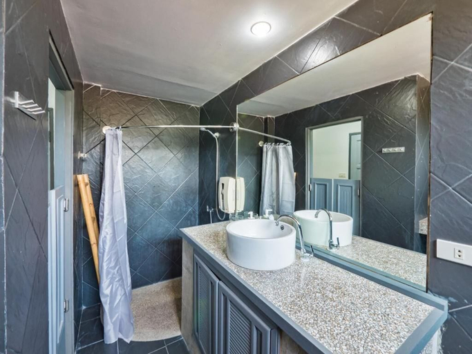 Bathroom 4, Lemon House apartment, Ko Samui