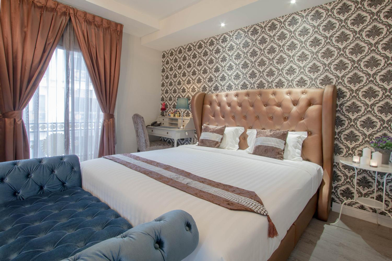 Bedroom 13